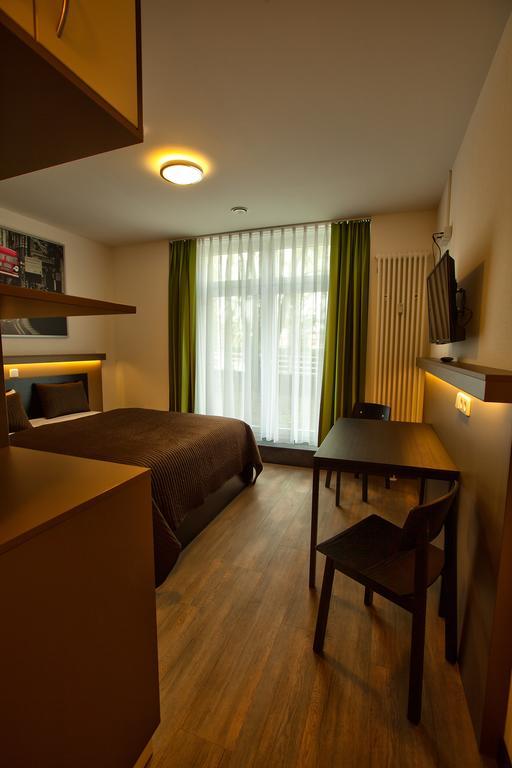 6Rooms Berlijn Kamer foto